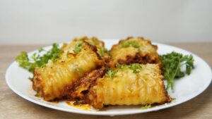 three-cheese spinach lasagna bites