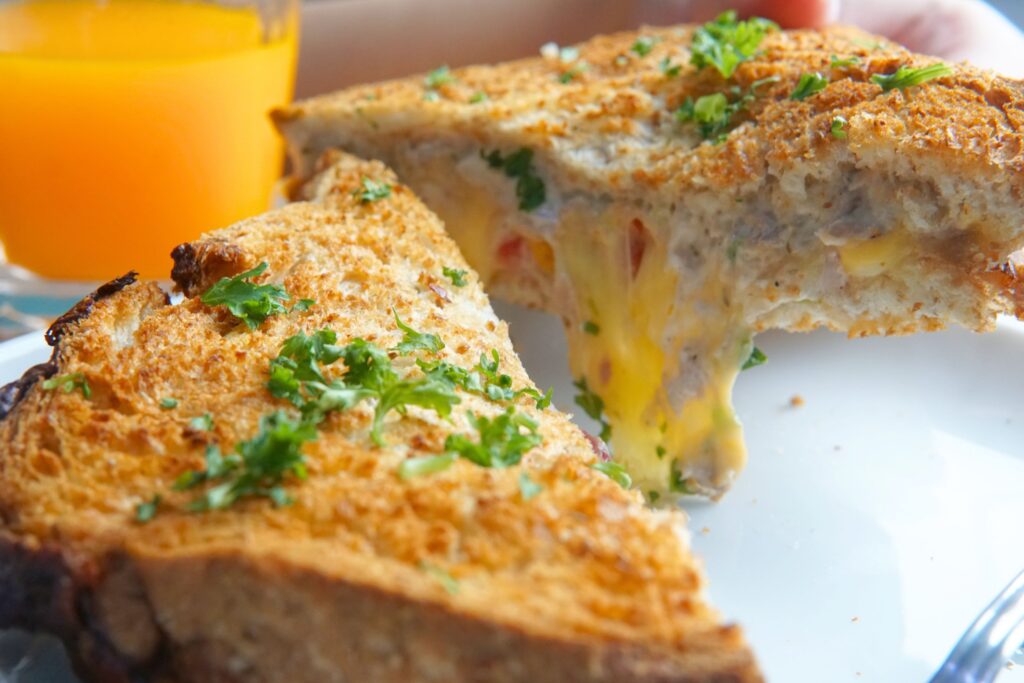 air fryer tuna melt sandwich