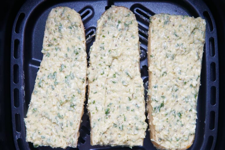 garlic bread in airfryer