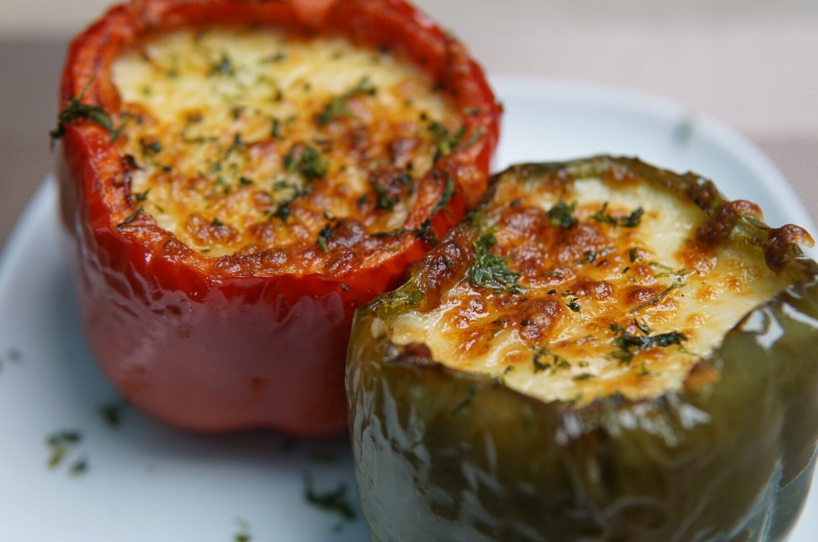 Quick and Easy Air Fryer Tuna-stuffed Bell Pepper