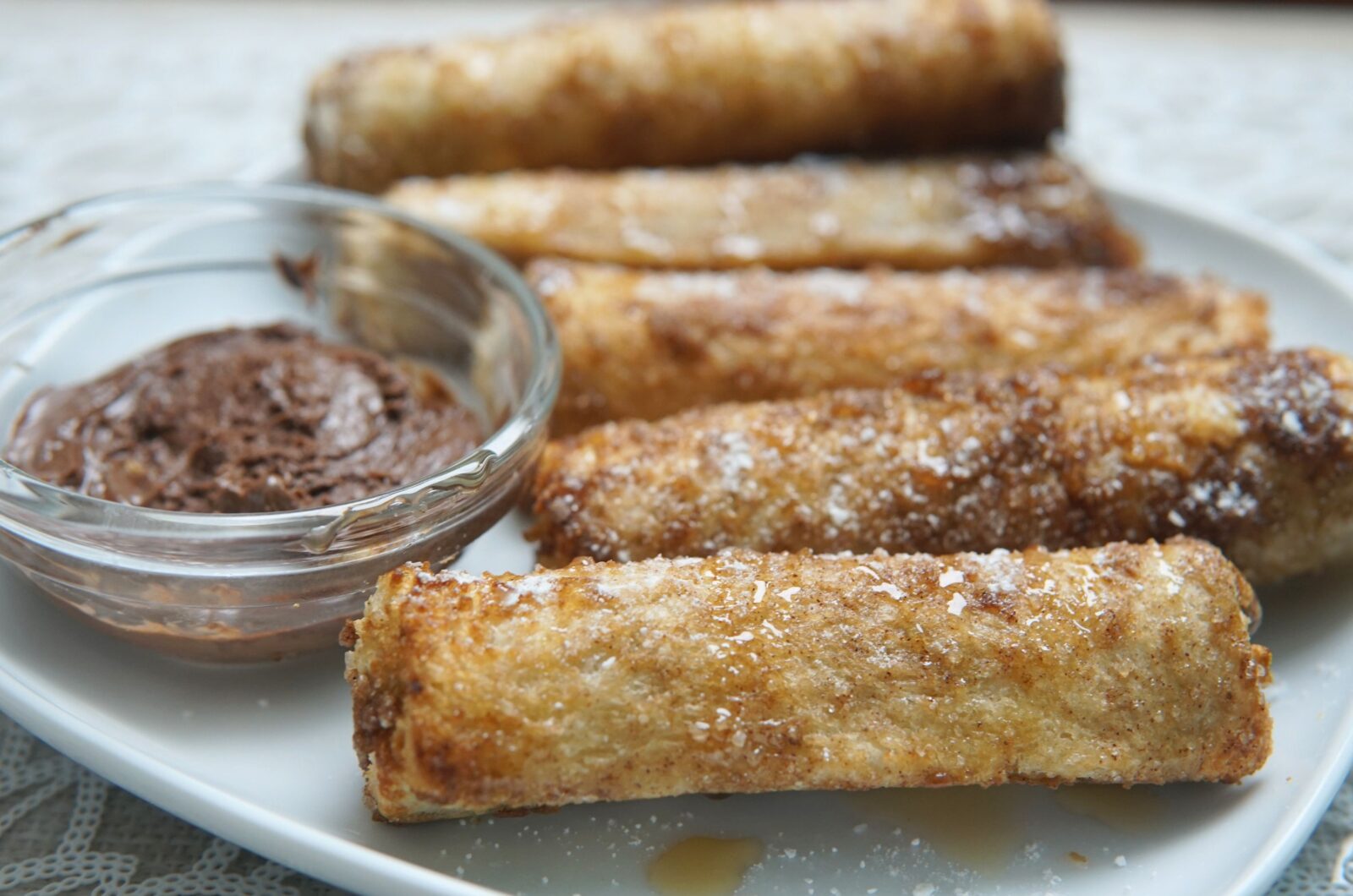 Air Fryer Cinnamon Cream Cheese Roll-ups